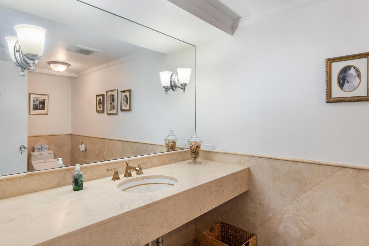 Oceanview Penthouse Suite Honolulu Exterior photo